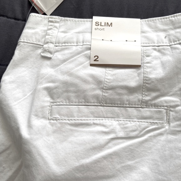 NWT Cleo fitted shorts - Picture 3 of 5